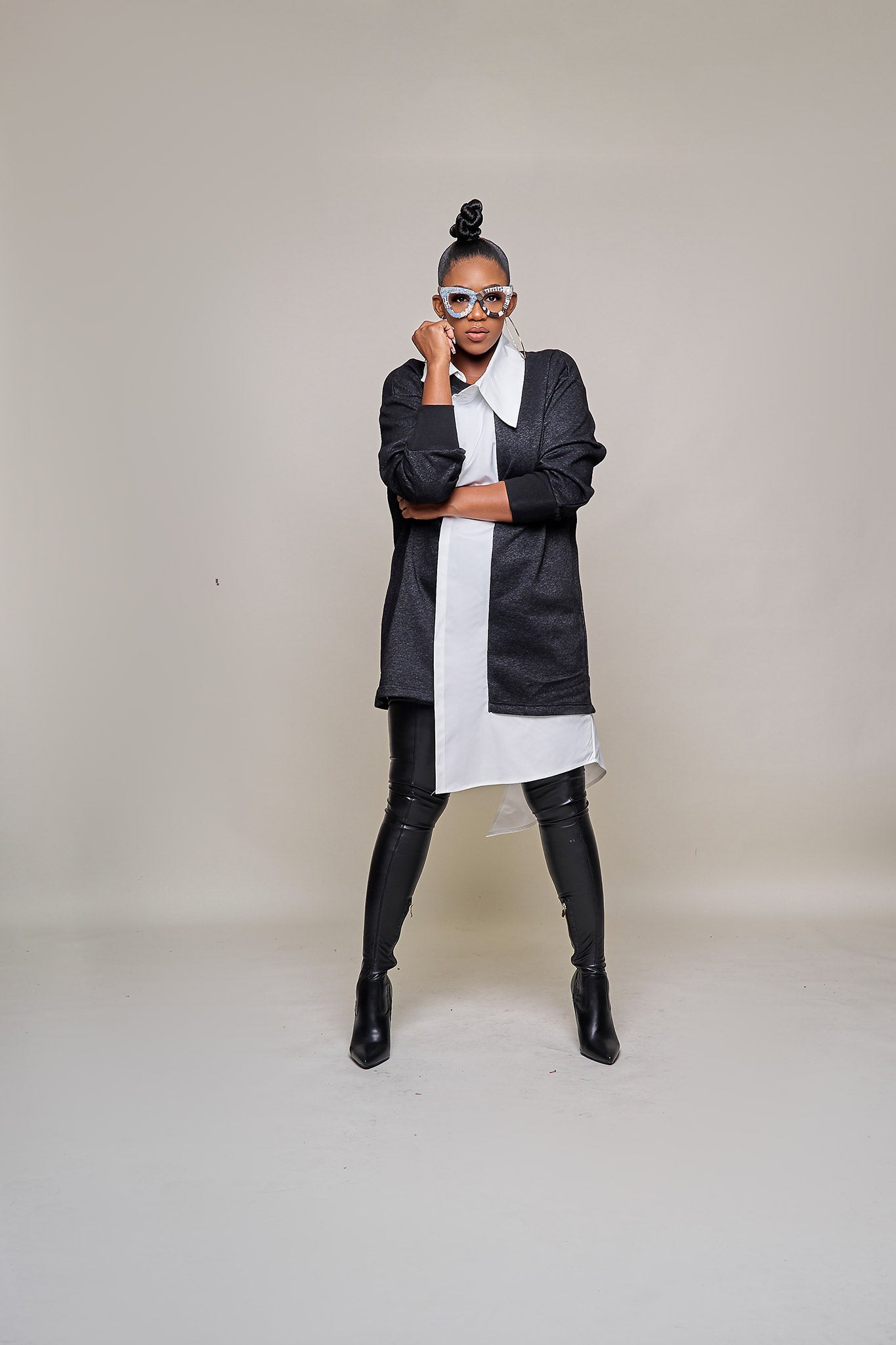 Prep & Proper | Sweatshirt Dress | Black